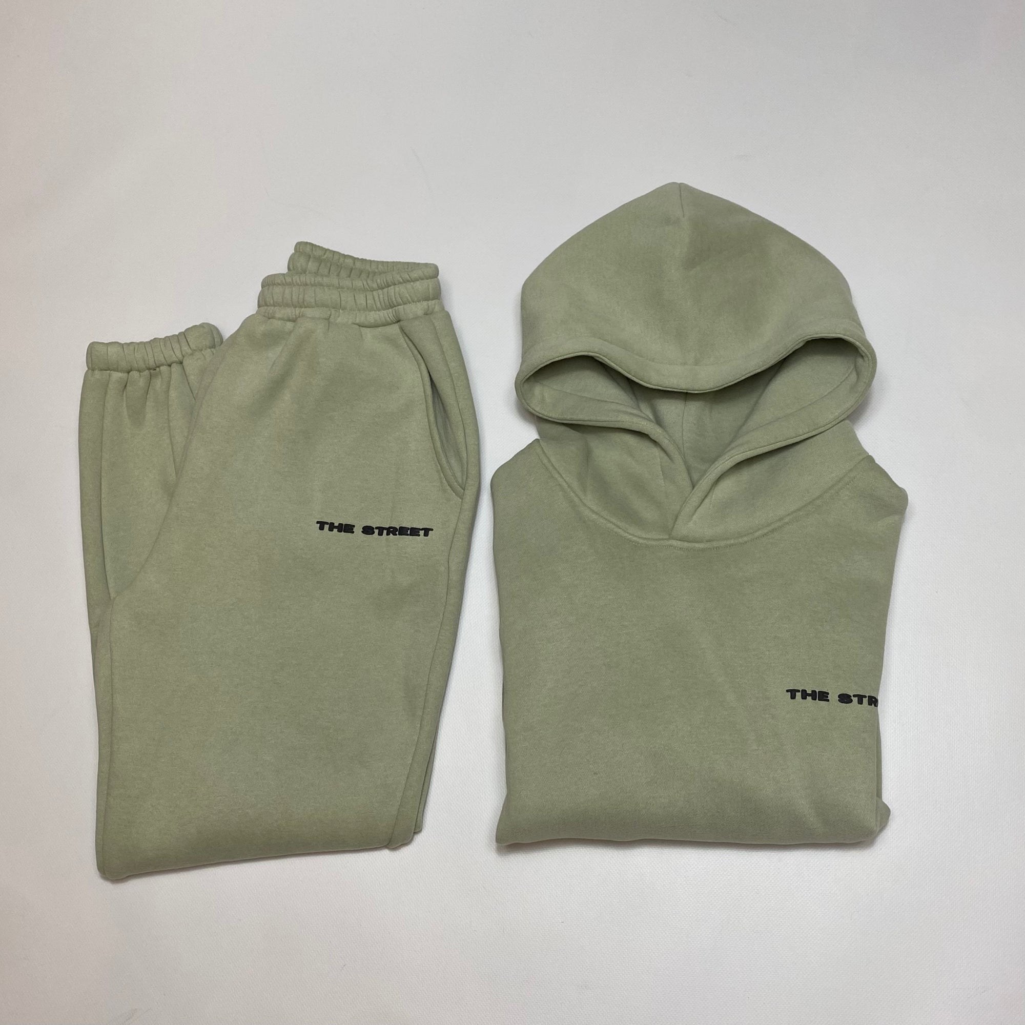 Green tea best sale jogging pants